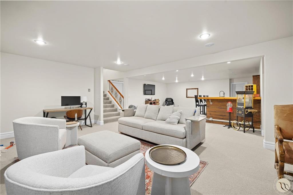 1605 Forest Park Drive