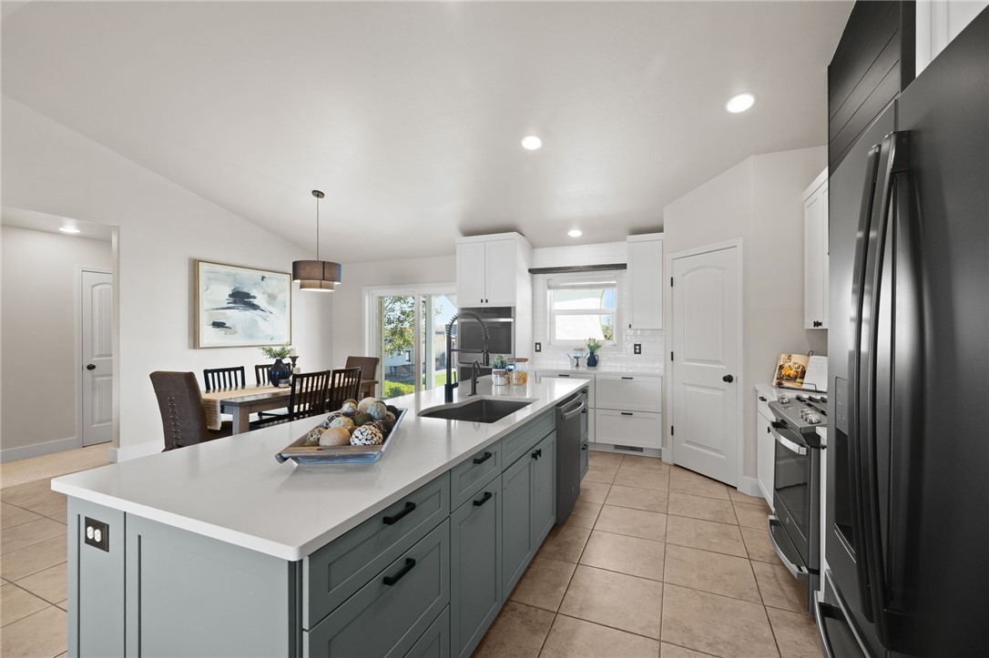 124 Feldspar Way