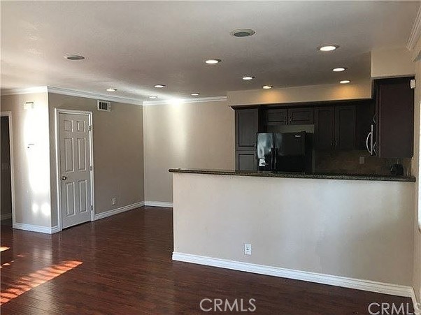 21791 Lake Vista