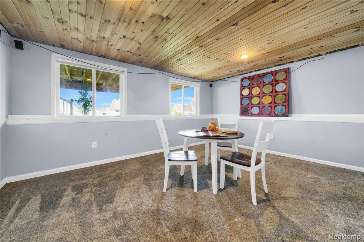 5355 TIMBER LINE Court