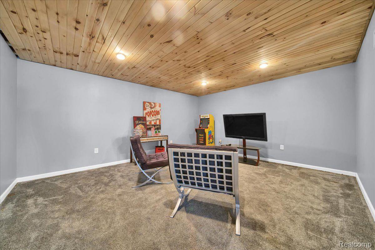 5355 TIMBER LINE Court