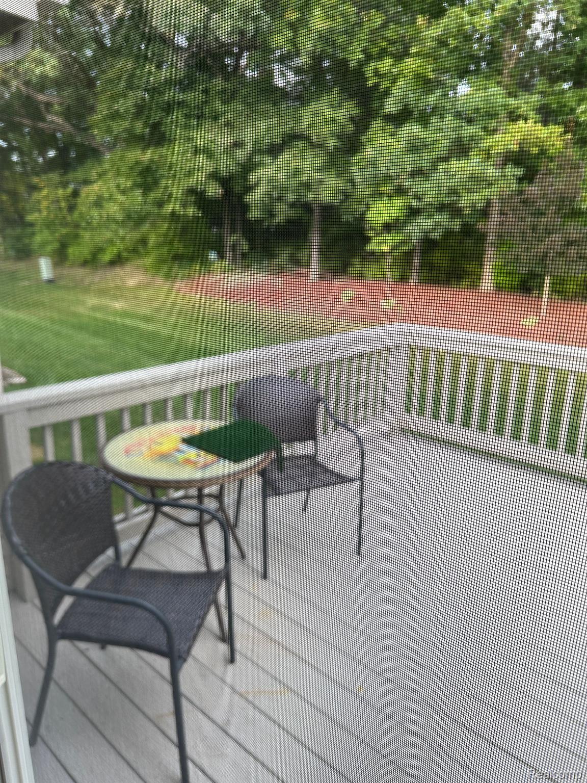 36001 MITCHELL Street 211