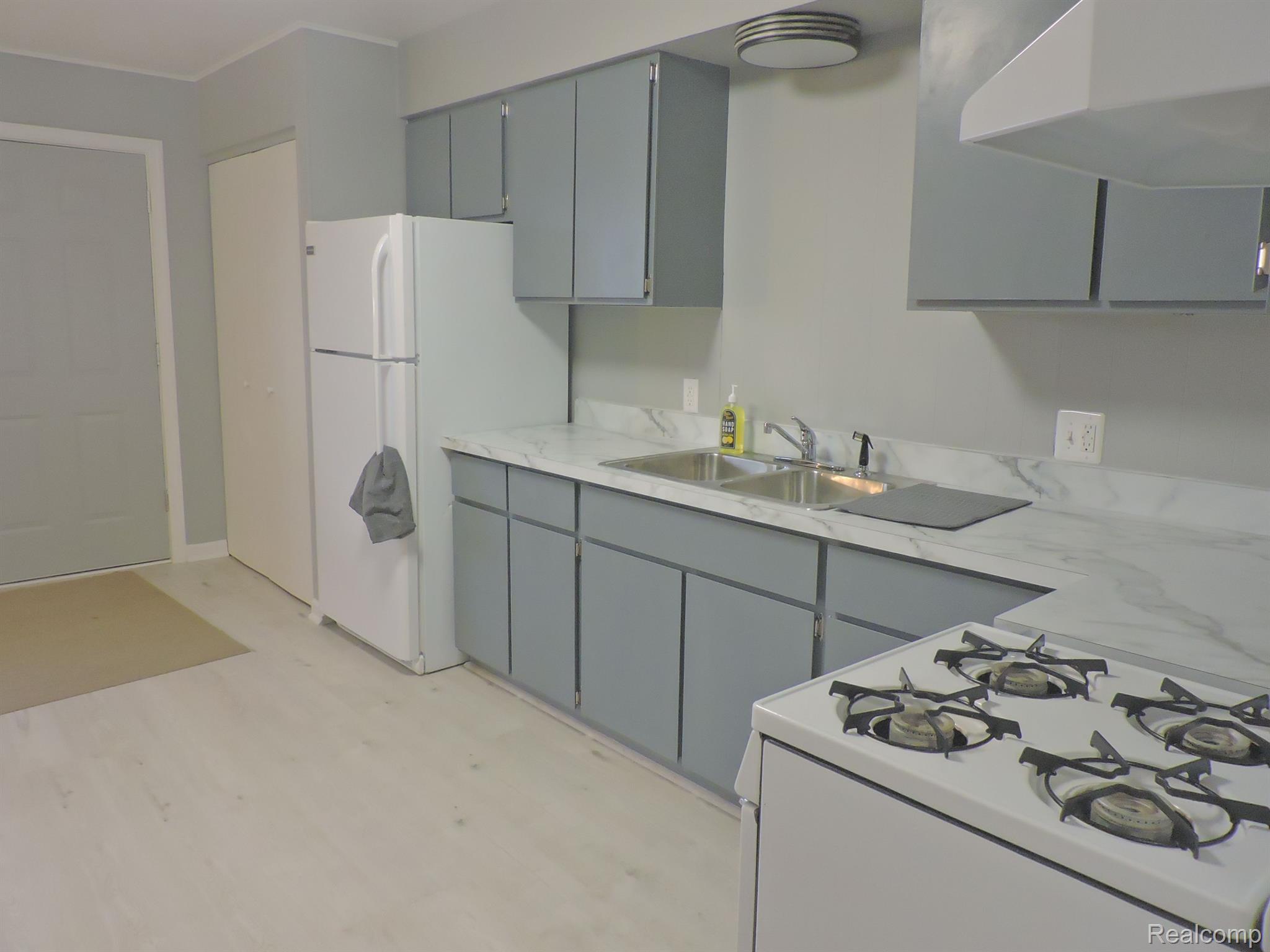 3418 FENTON Road