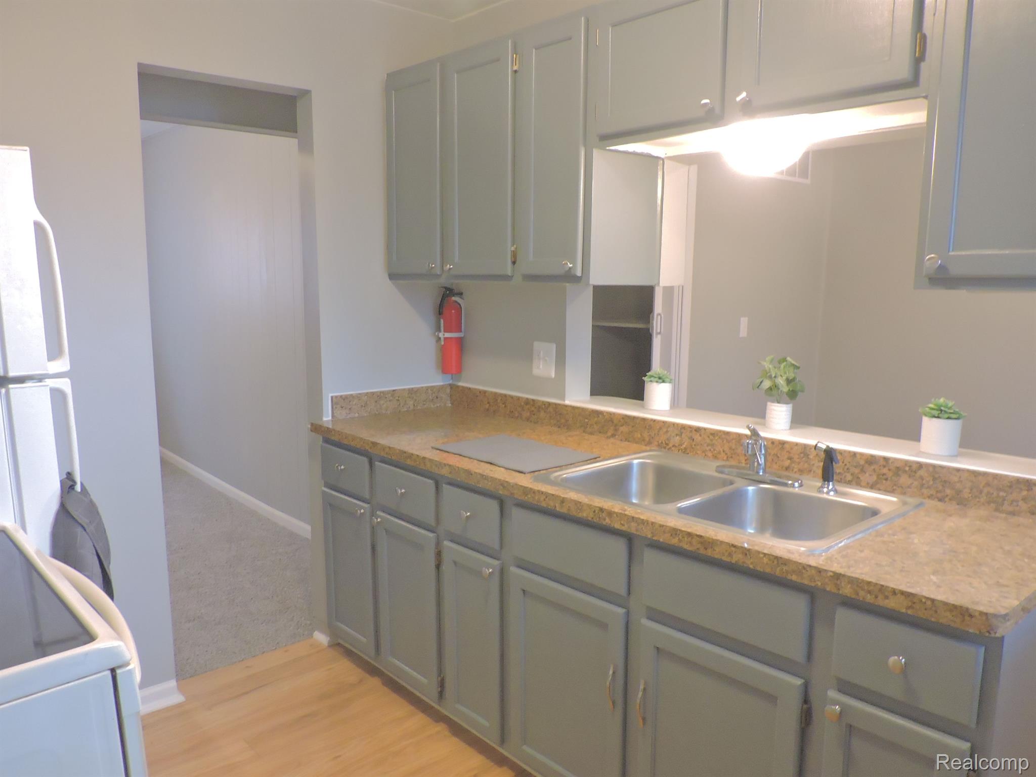 3418 FENTON Road