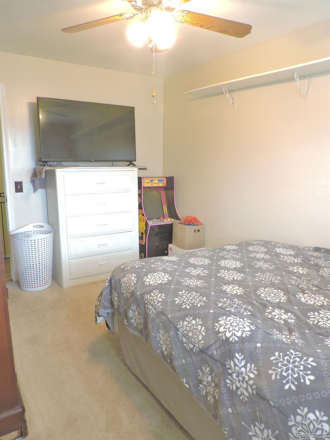 1224 W GRAND BLANC Road