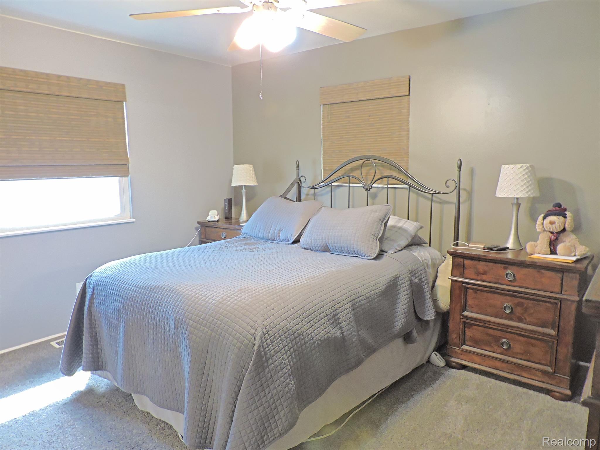 1224 W GRAND BLANC Road