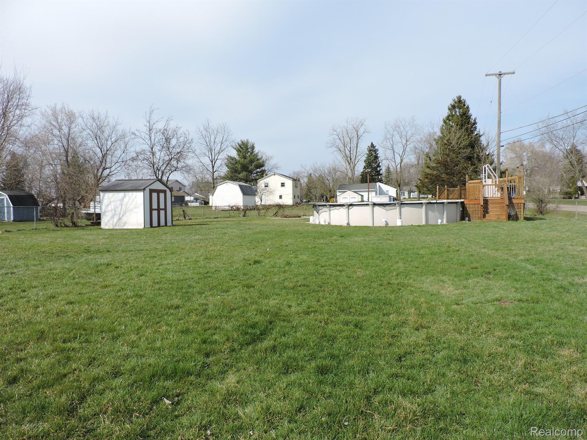 1224 W GRAND BLANC Road