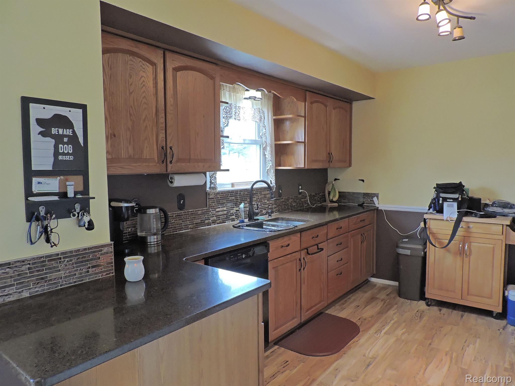 1224 W GRAND BLANC Road
