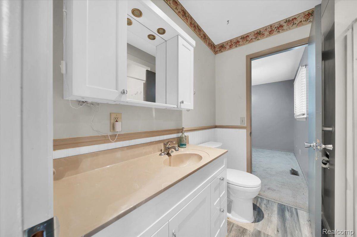 1026 TROTWOOD Lane