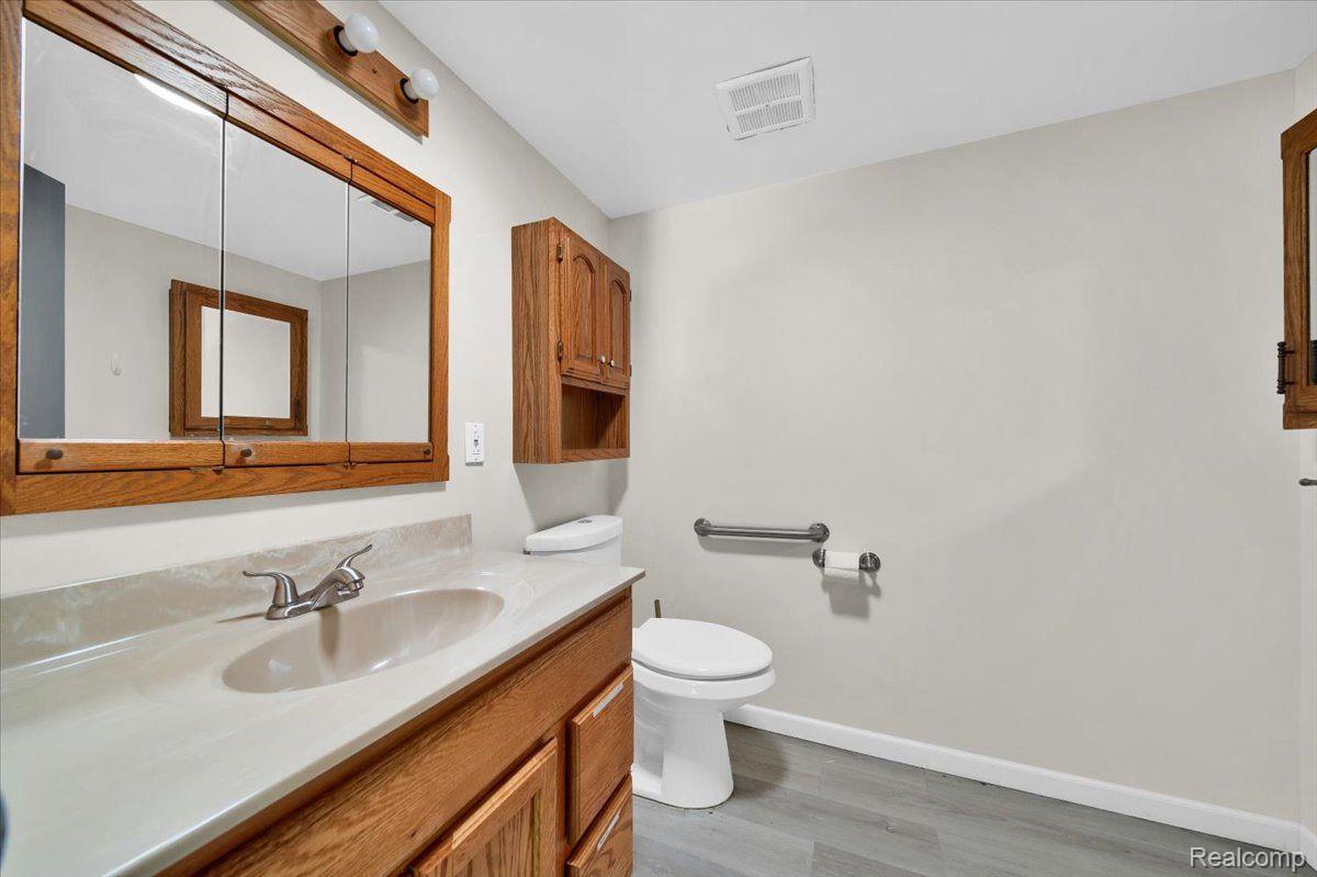 1026 TROTWOOD Lane