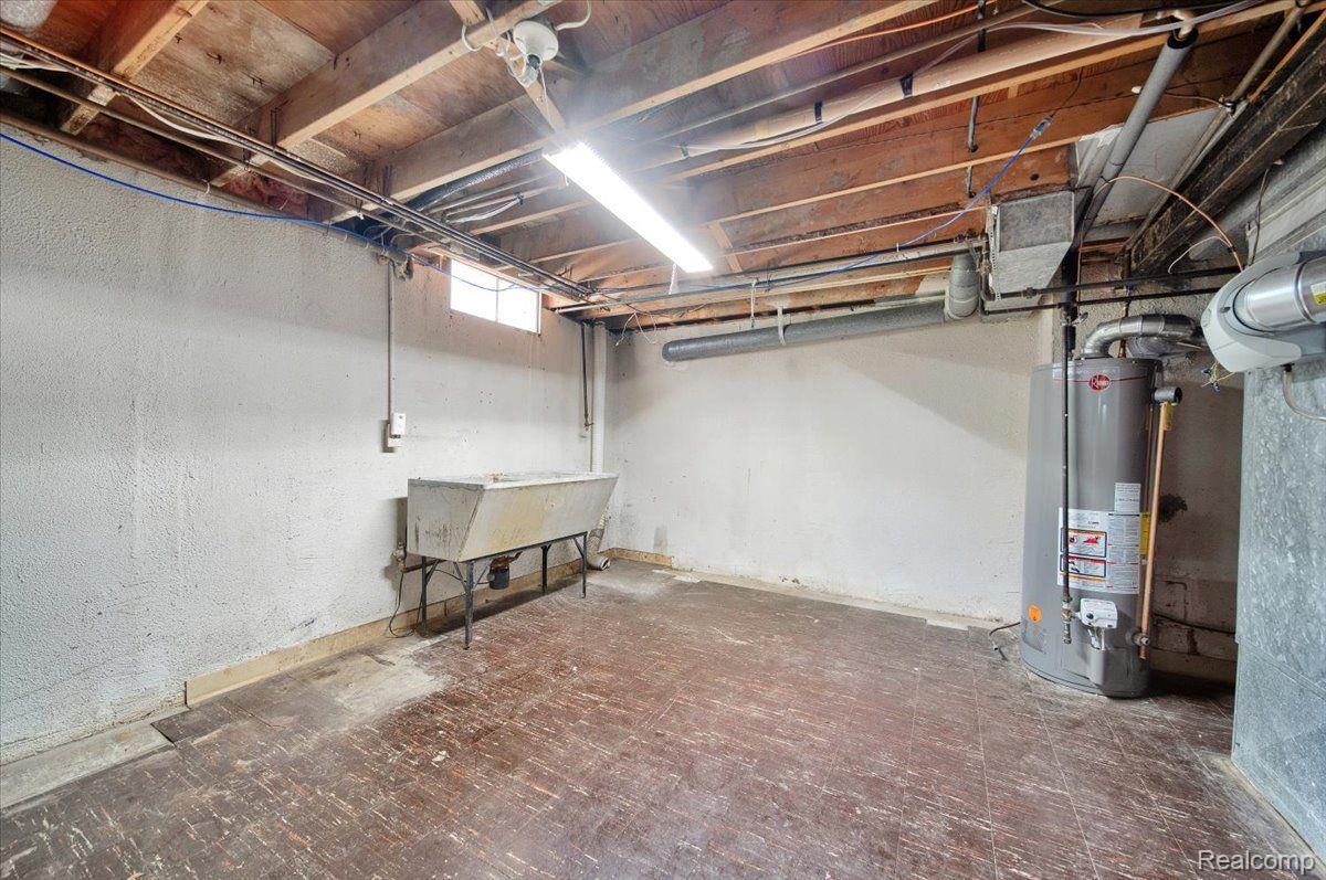1026 TROTWOOD Lane
