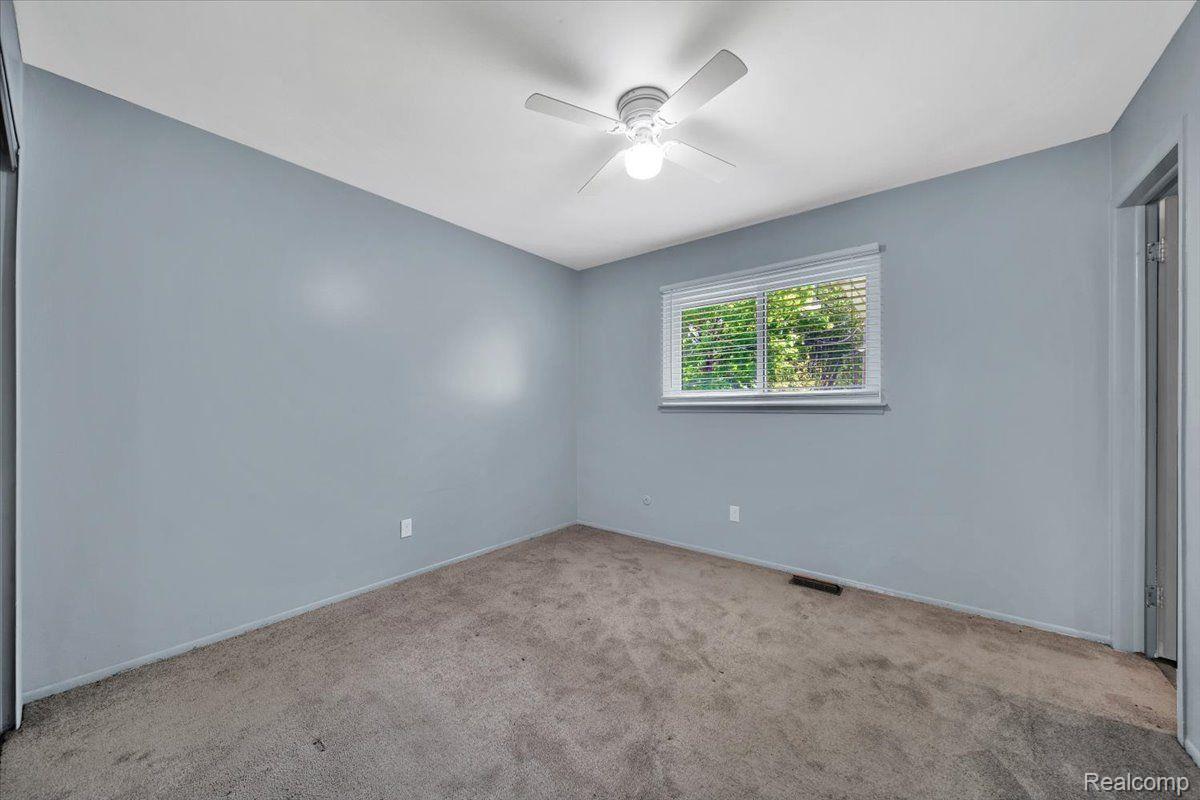 1026 TROTWOOD Lane