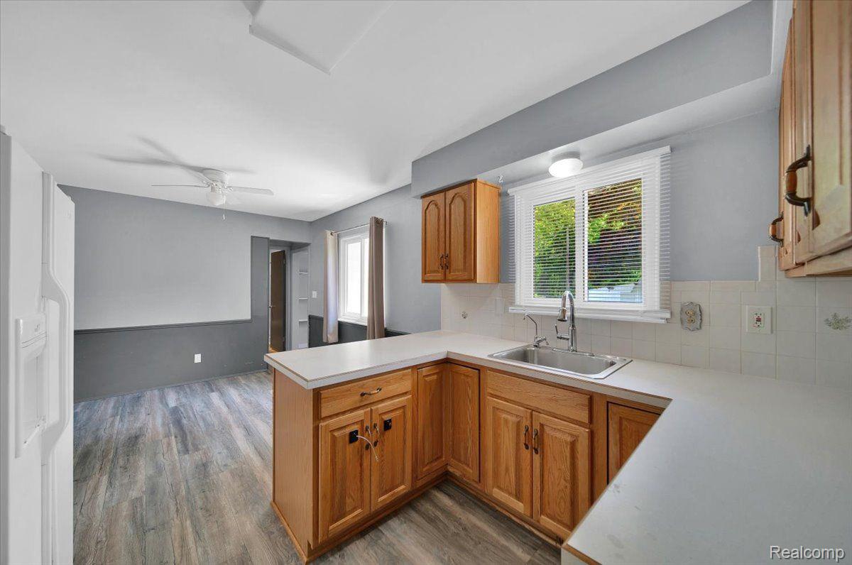 1026 TROTWOOD Lane