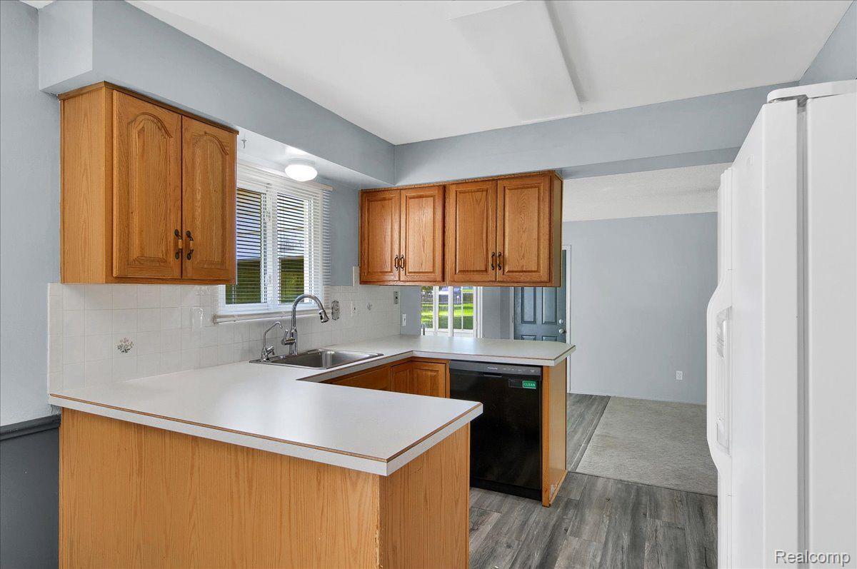 1026 TROTWOOD Lane