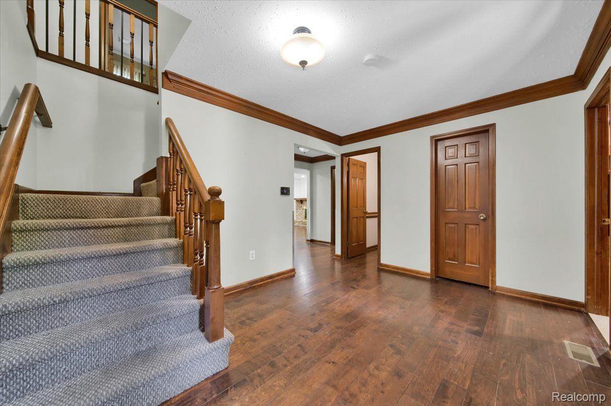 1304 KINGS CARRIAGE Road
