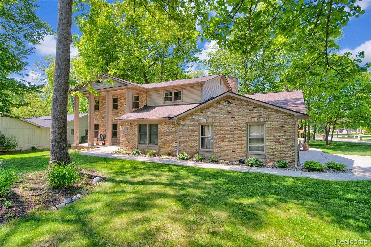 1304 KINGS CARRIAGE Road
