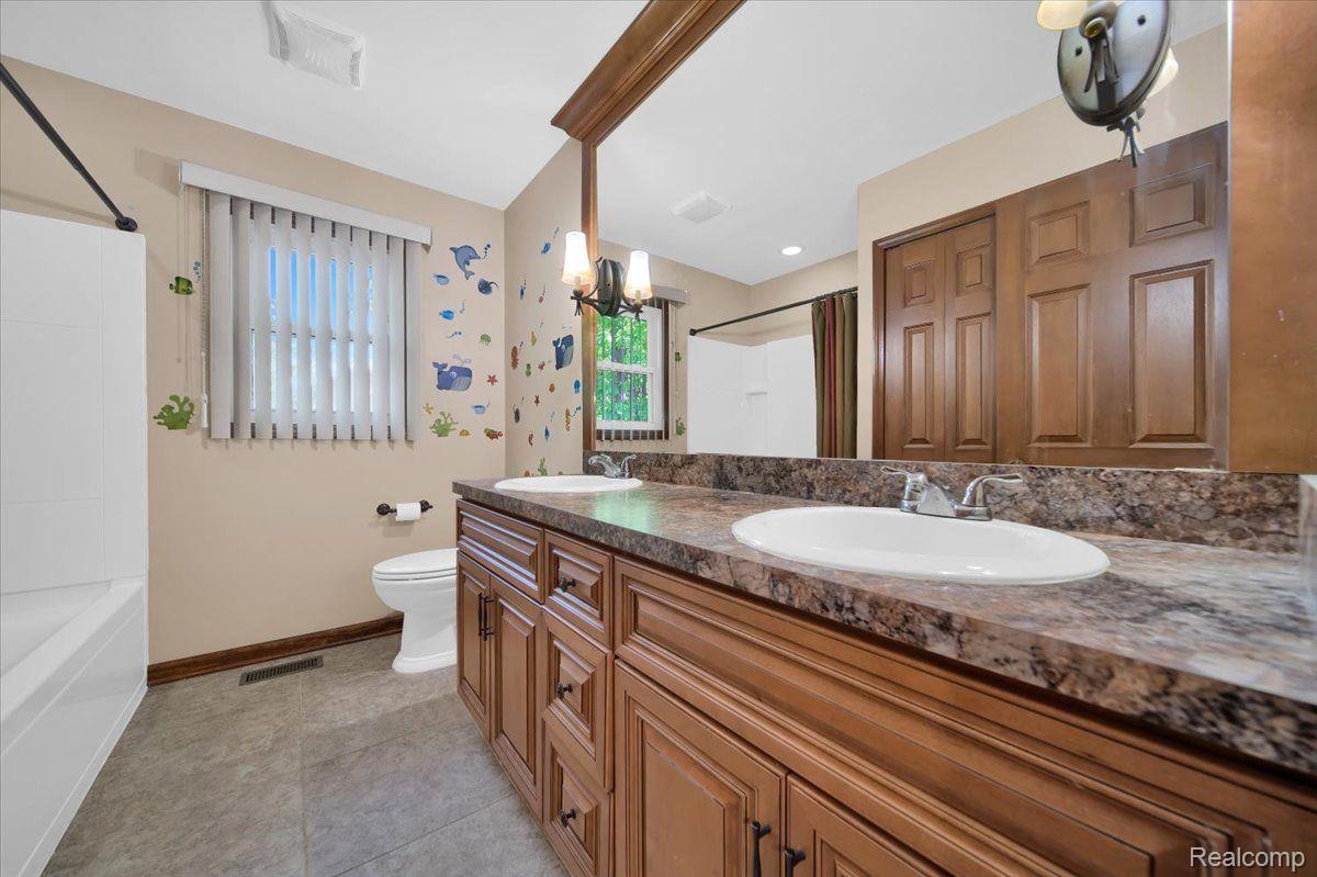 1304 KINGS CARRIAGE Road