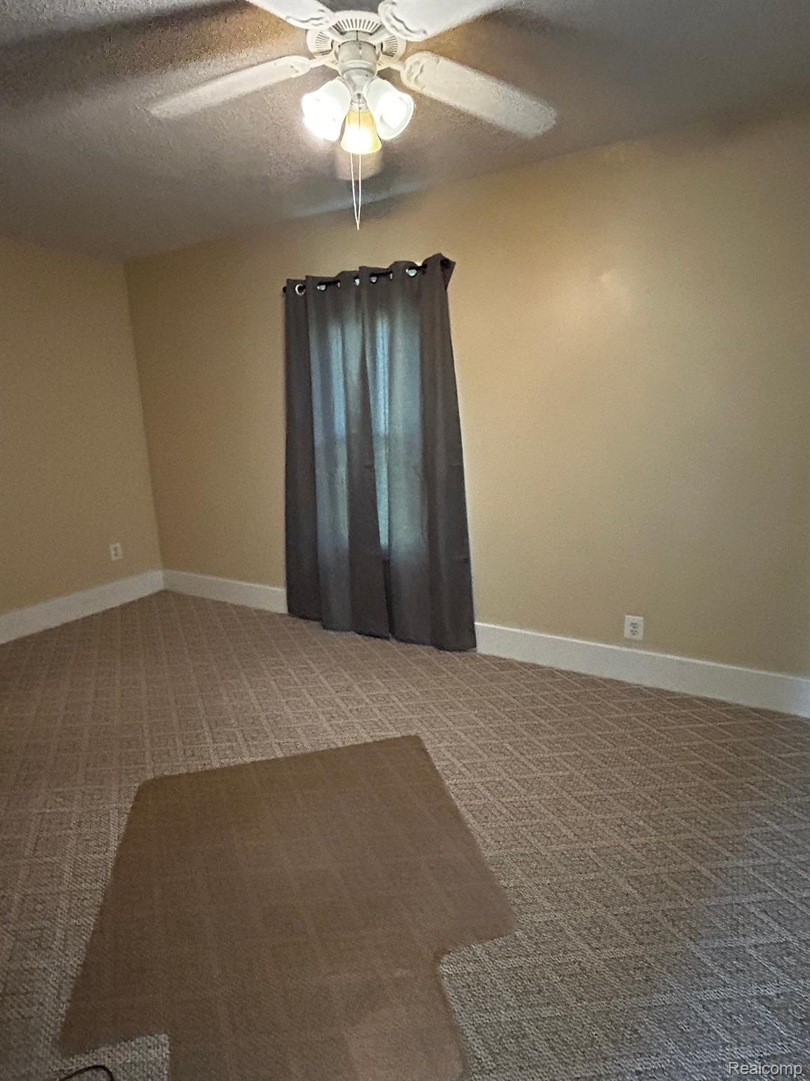 10047 S DIXIE Highway