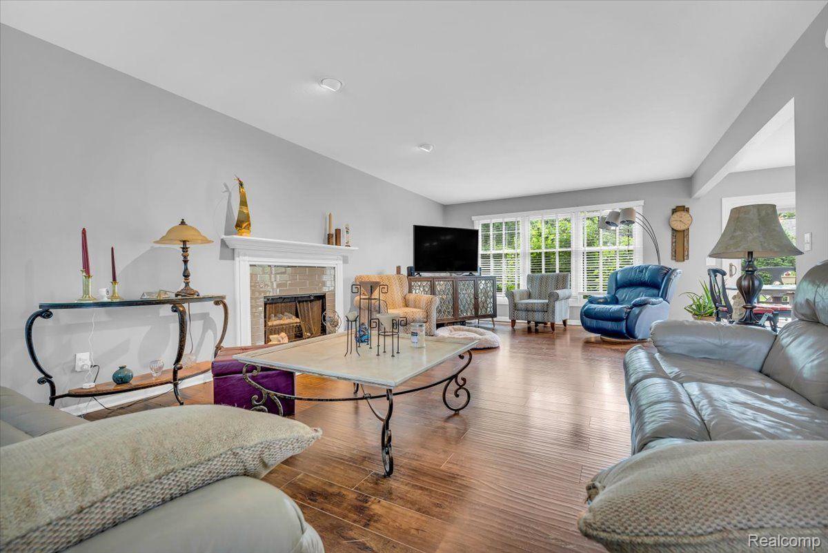 2172 PRAIRIE View