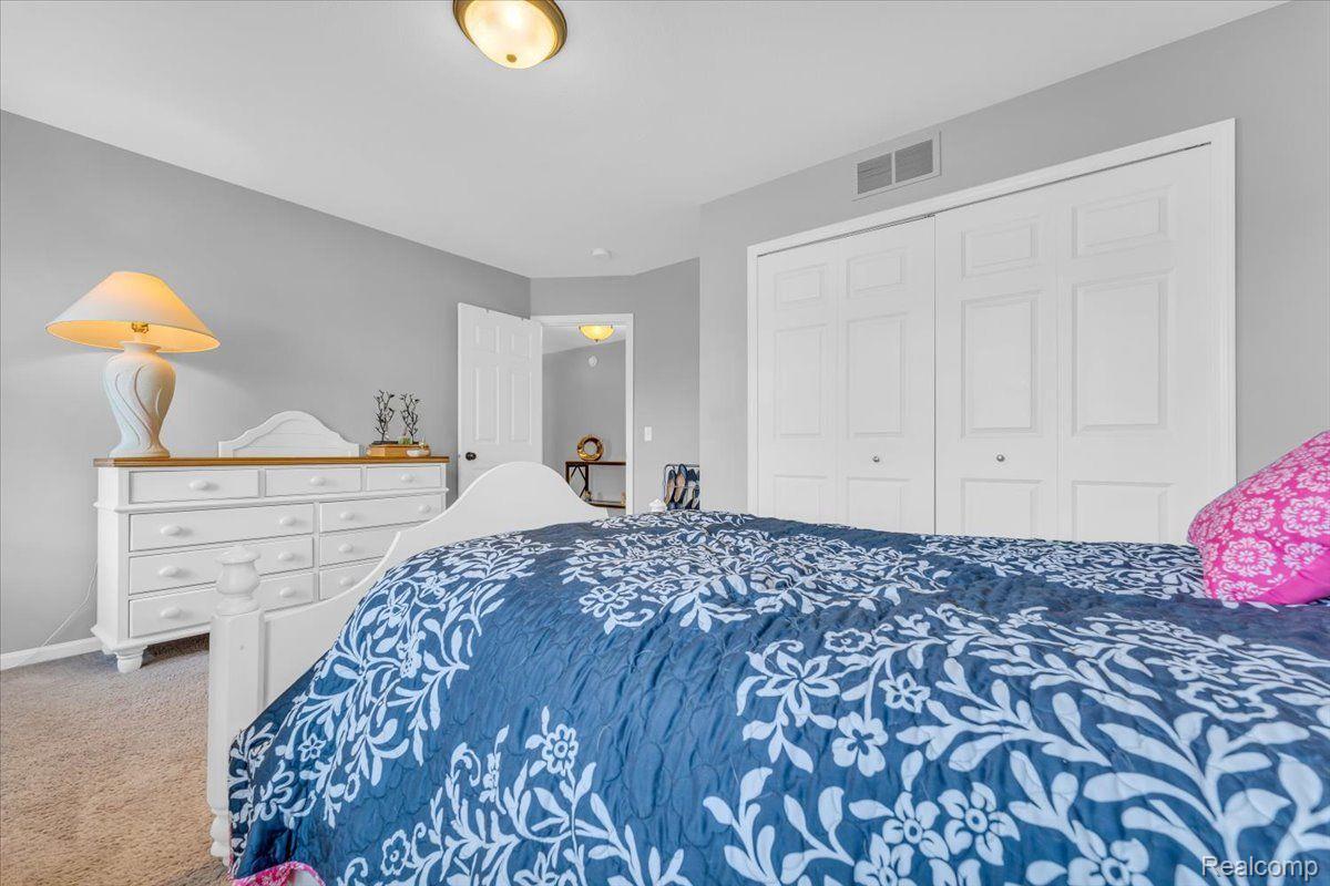 2172 PRAIRIE View