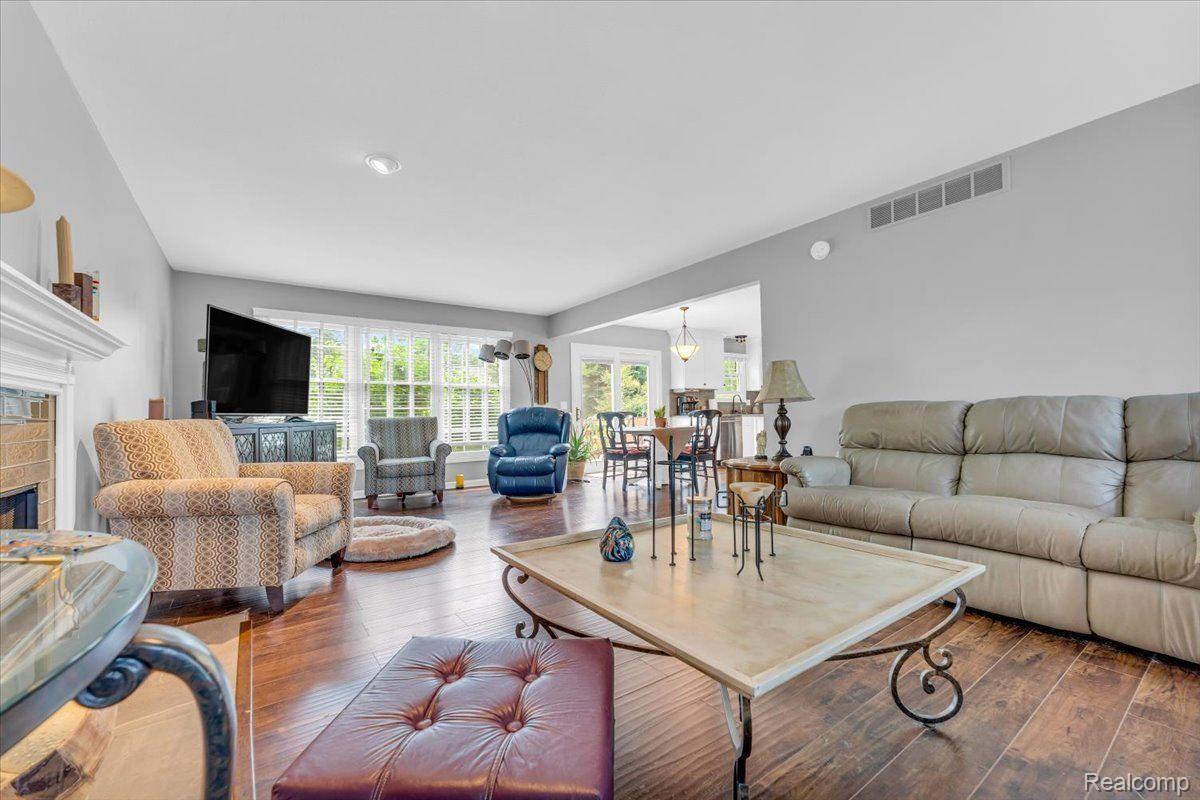 2172 PRAIRIE View