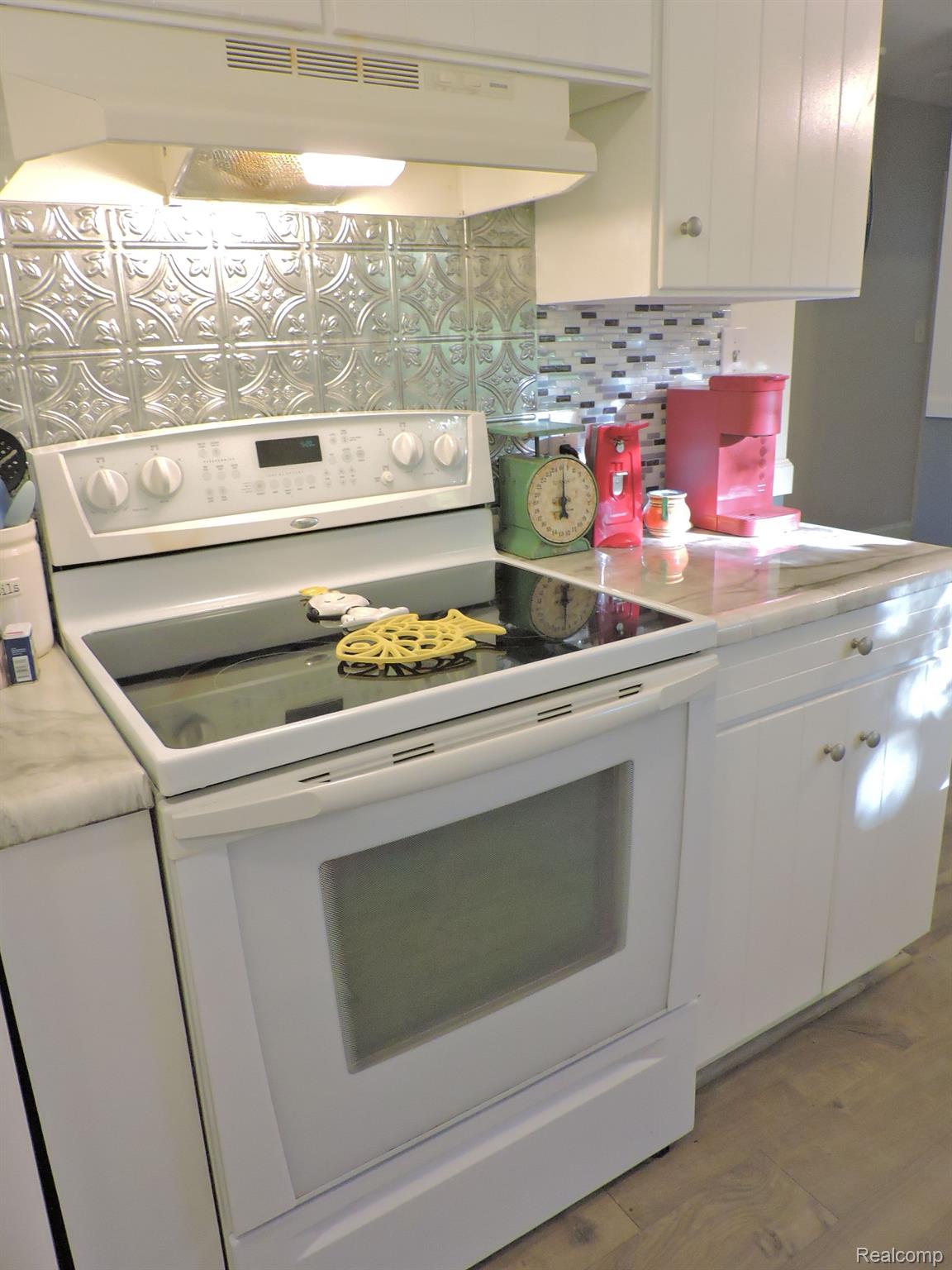 4222 CARMANWOOD Drive