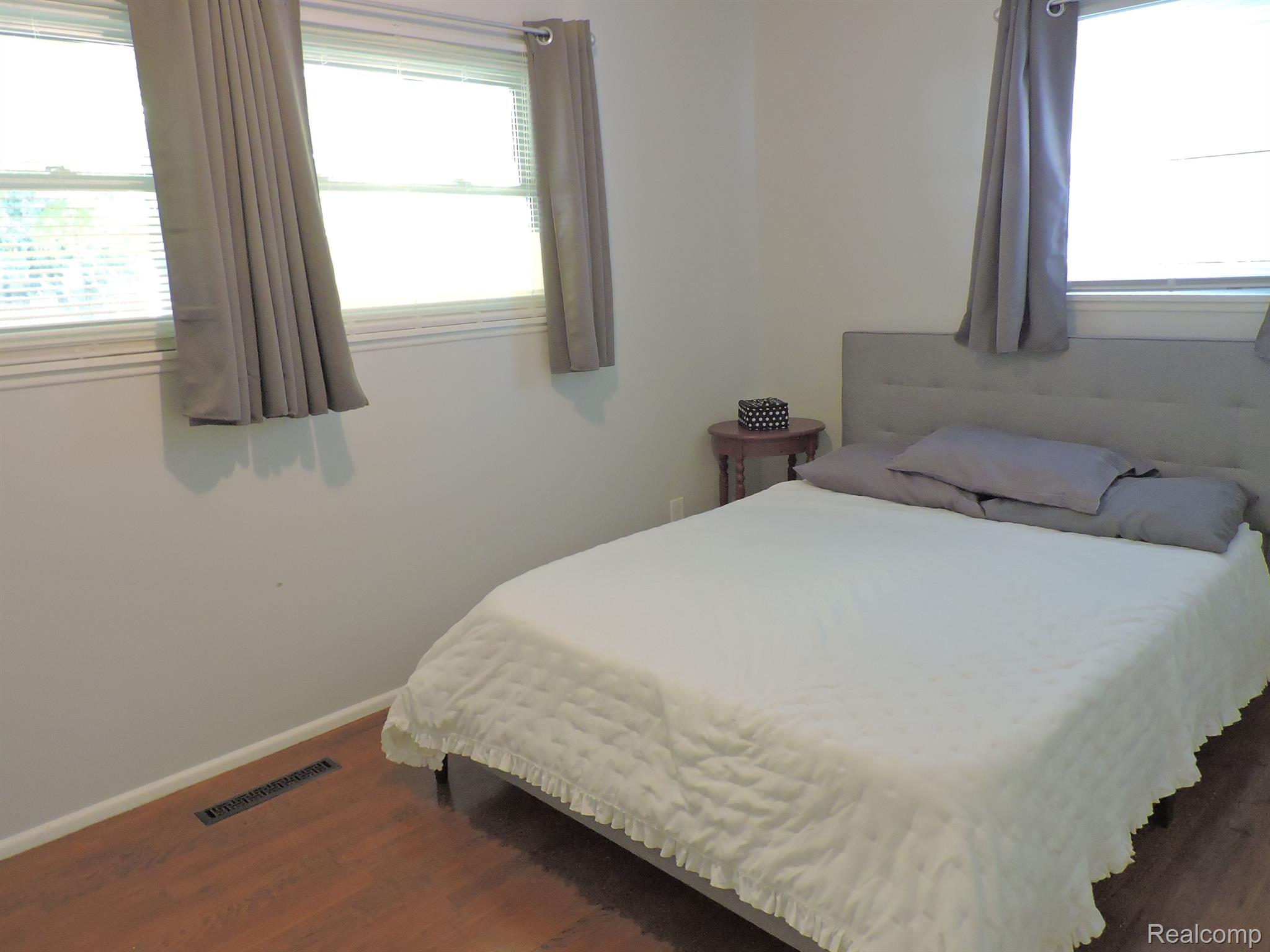 4222 CARMANWOOD Drive