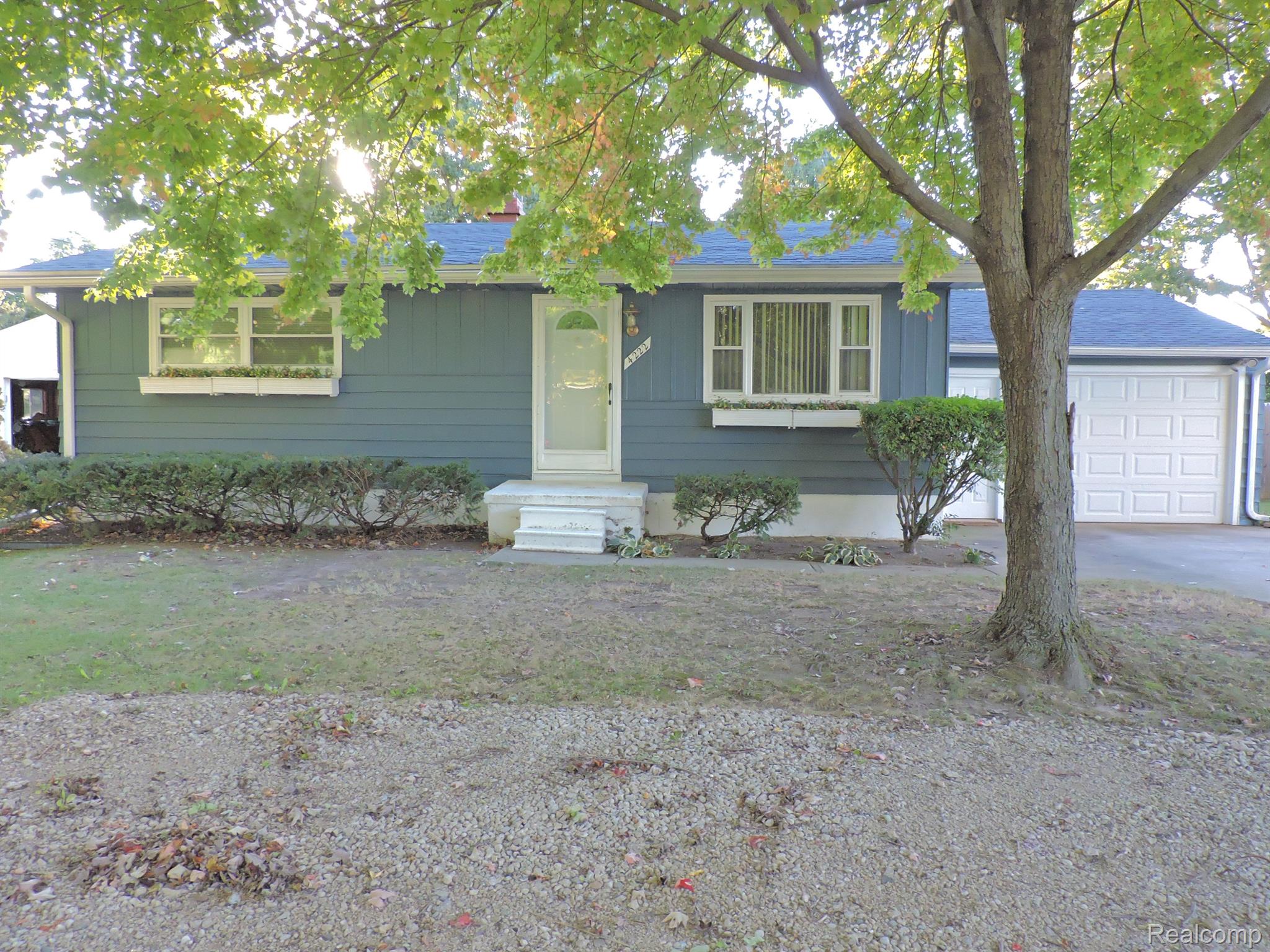 4222 CARMANWOOD Drive
