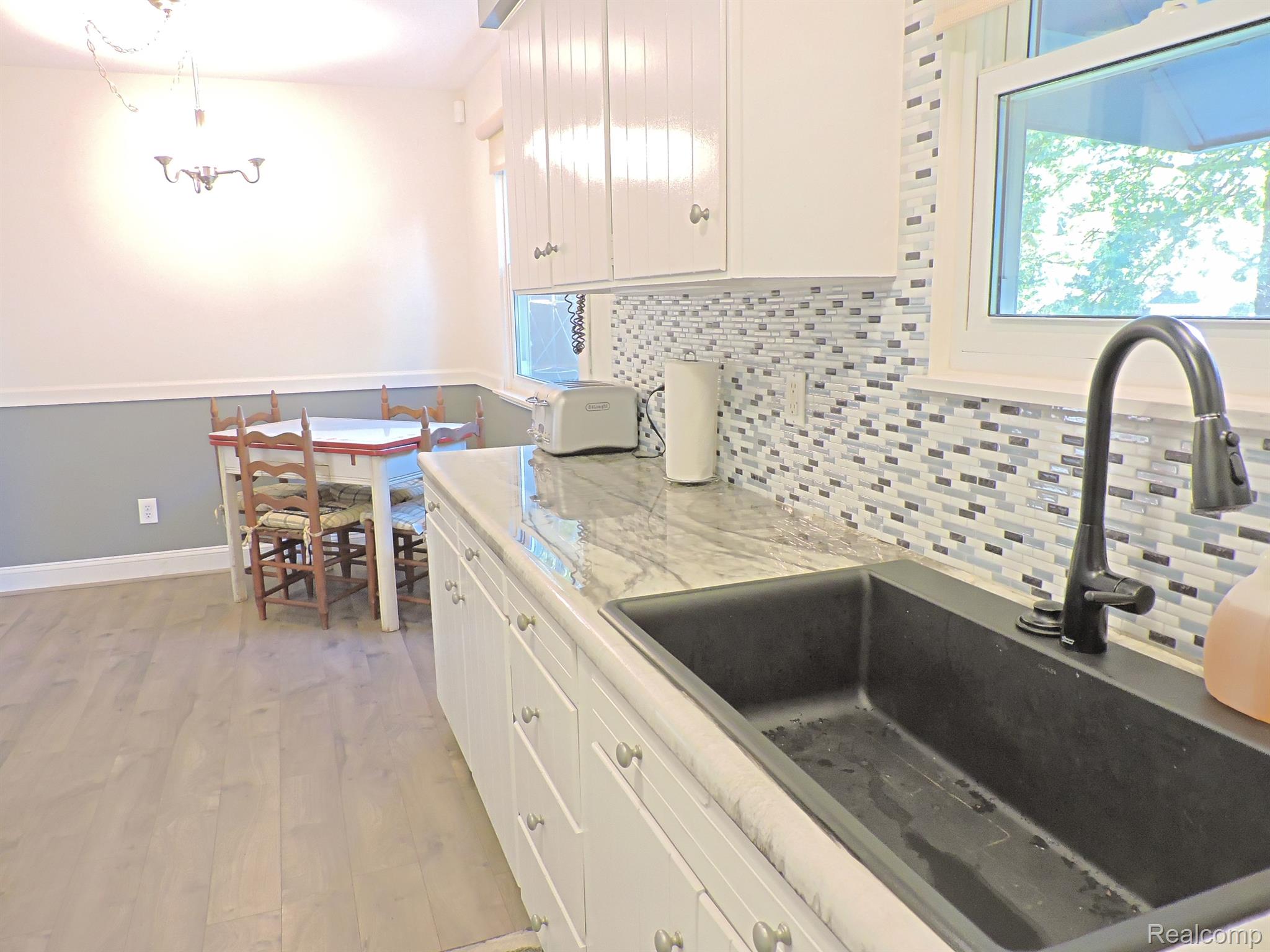 4222 CARMANWOOD Drive