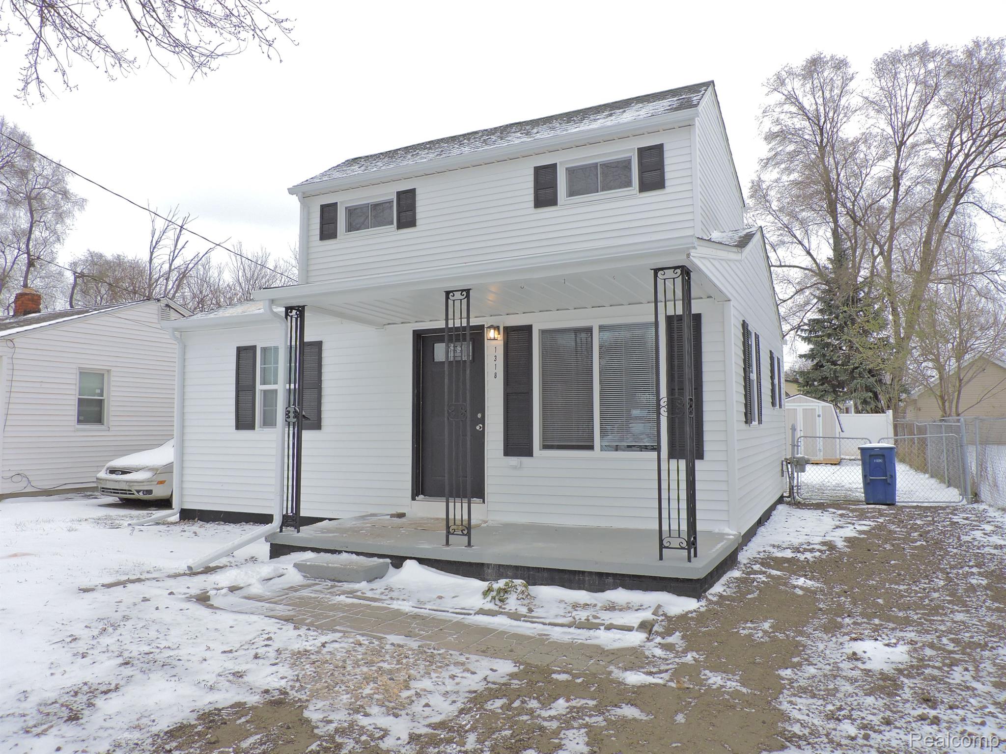 1318 WELLS Street