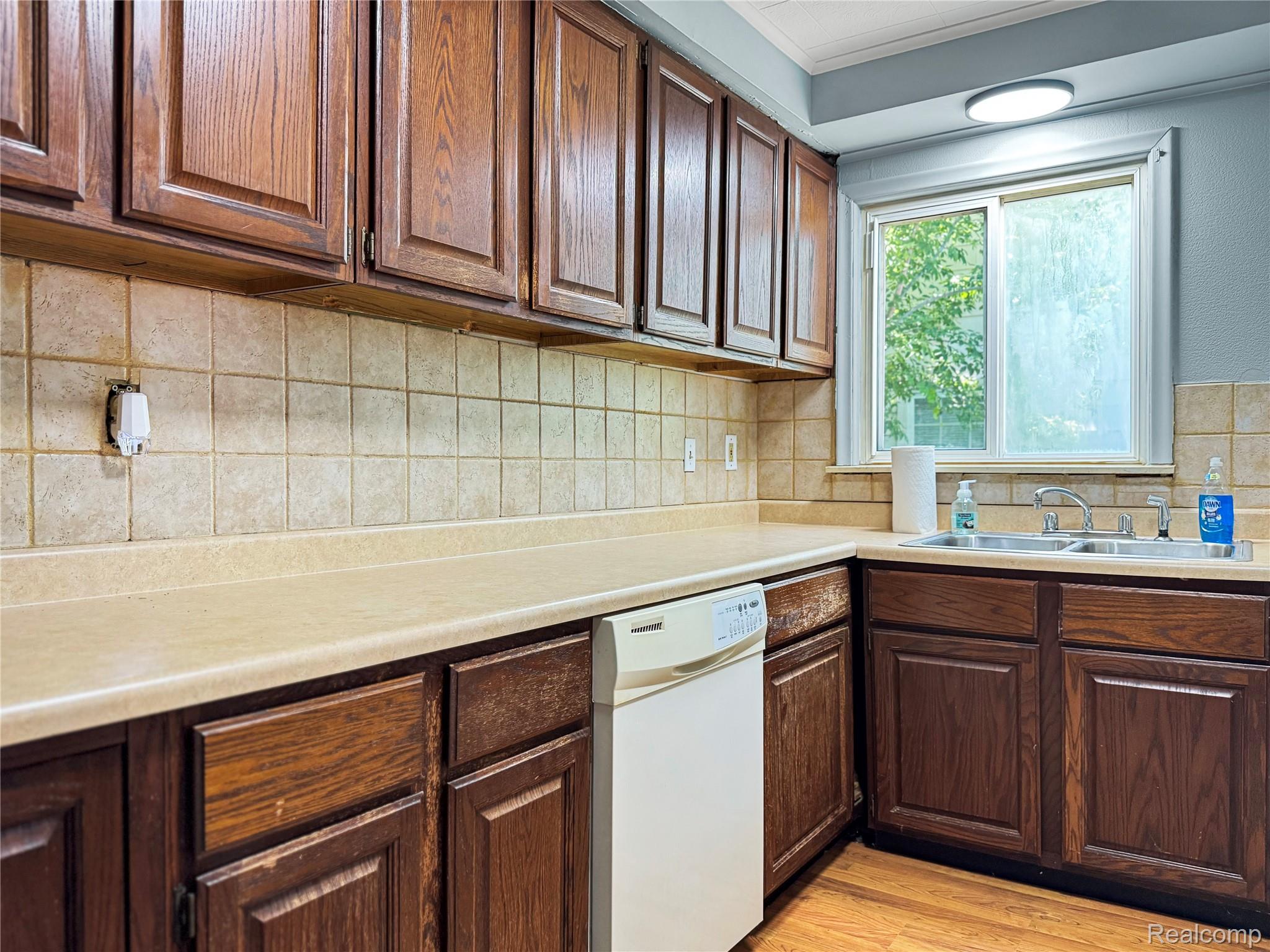 239 W Cornell Avenue