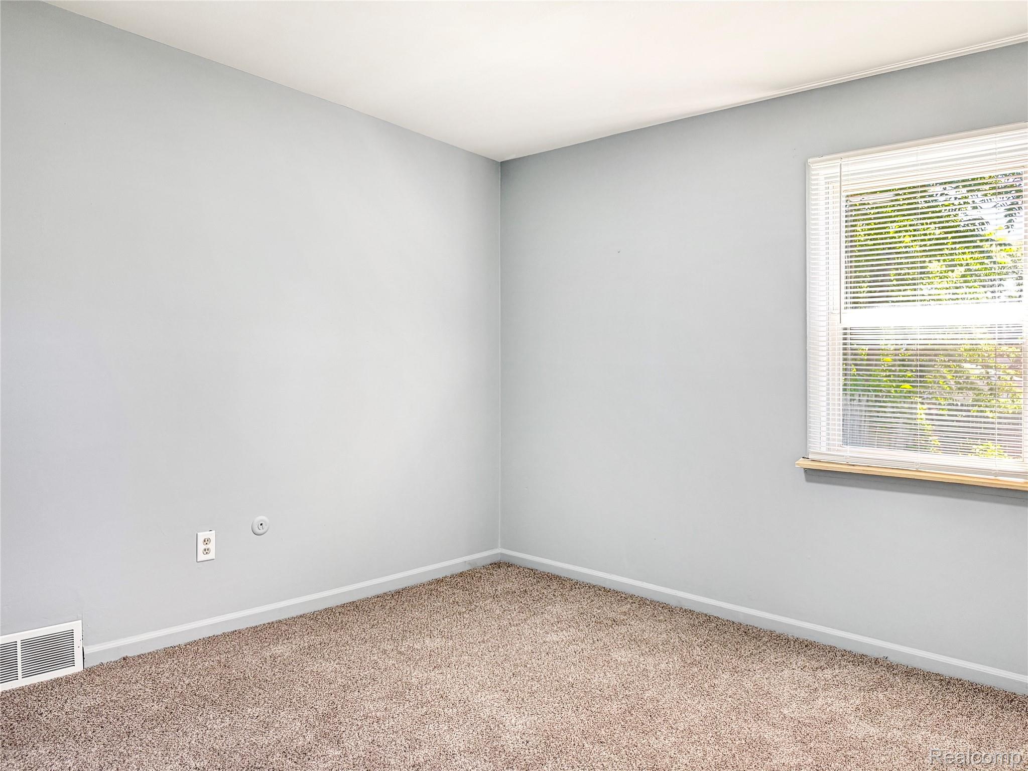 239 W Cornell Avenue
