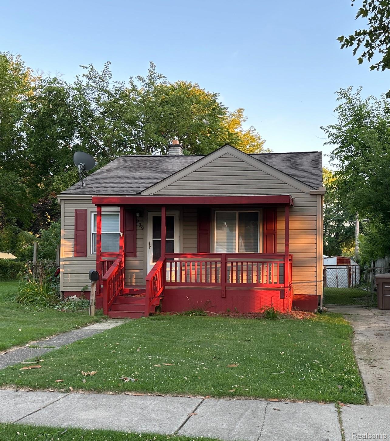 239 W Cornell Avenue