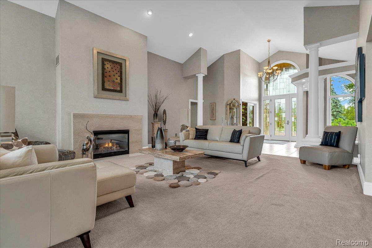 550 Kings Fairway Court