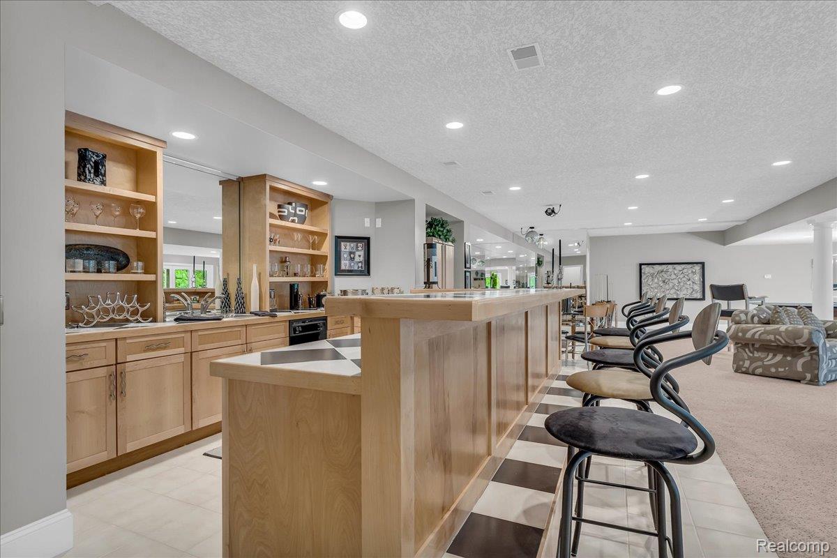 550 Kings Fairway Court