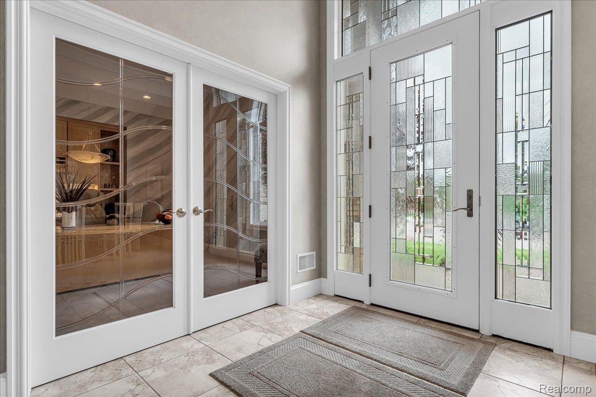 550 Kings Fairway Court