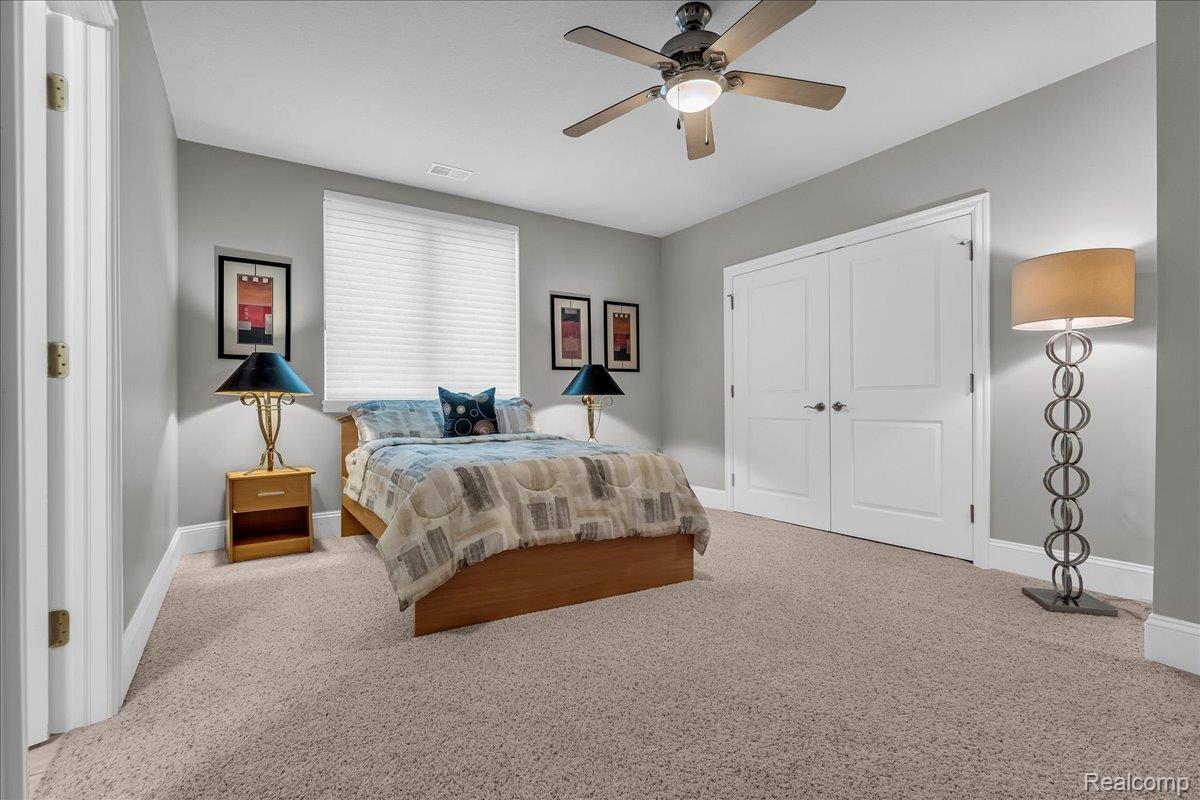 550 Kings Fairway Court