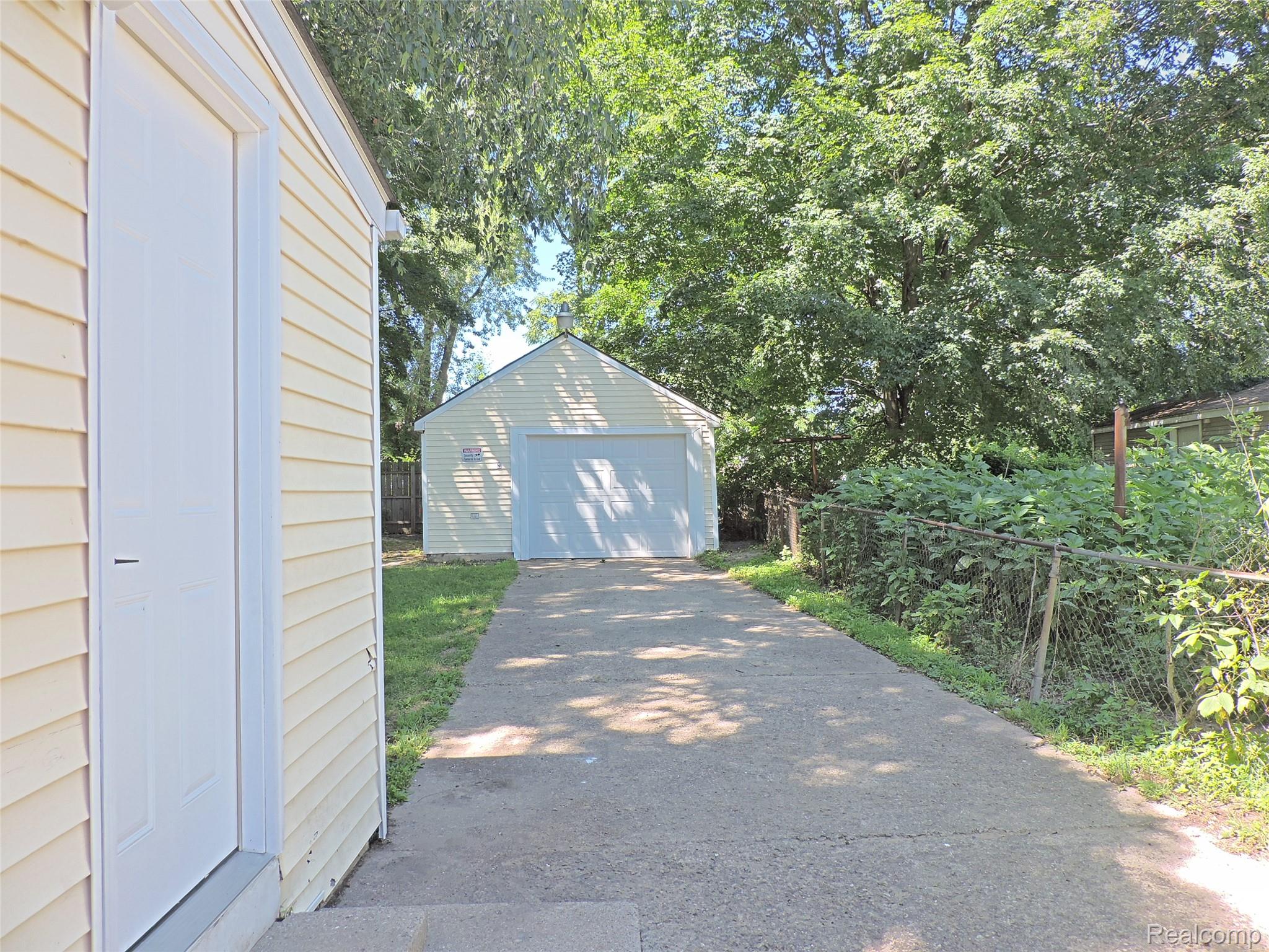 3407 Wyoming Avenue