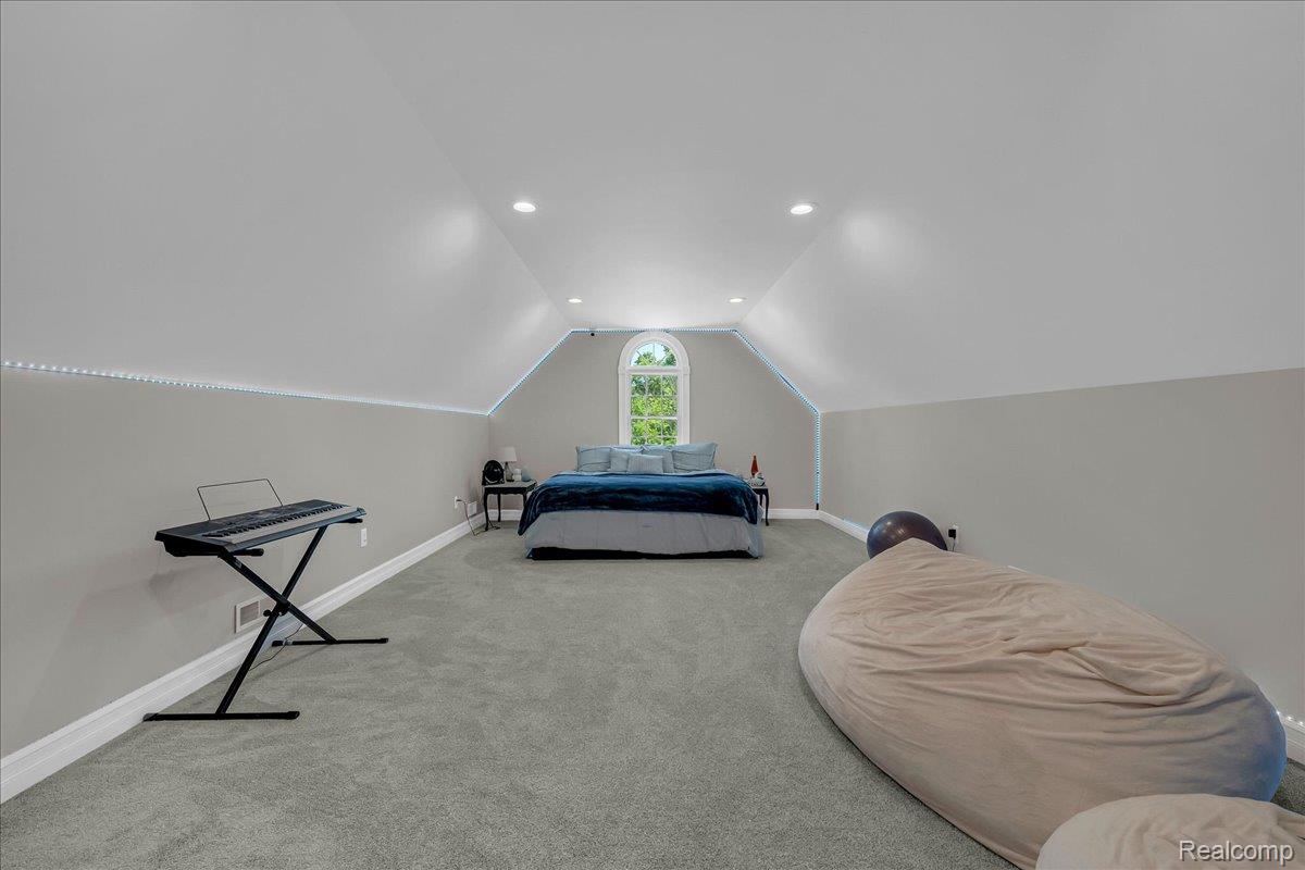 2168 Wiggins Road