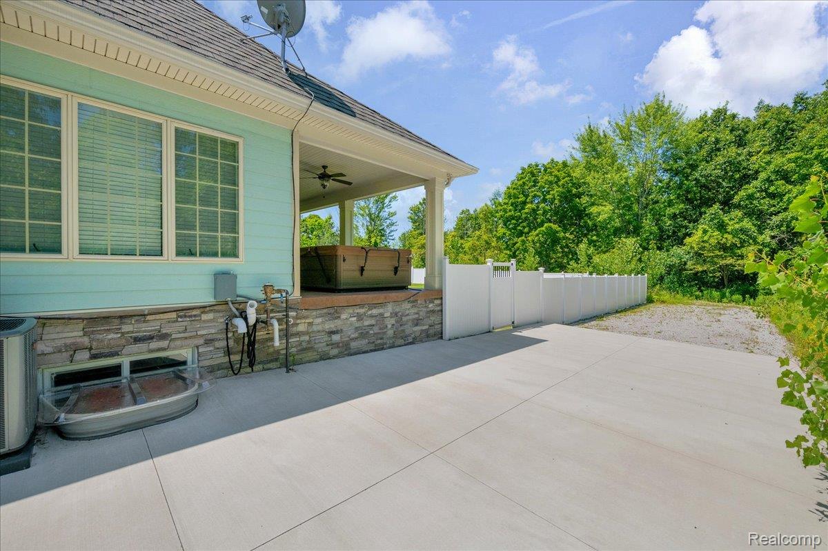2168 Wiggins Road
