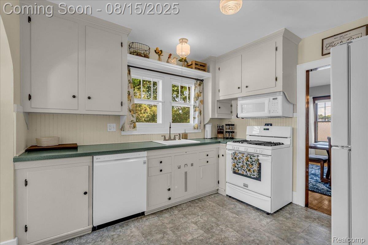 601 1st Street