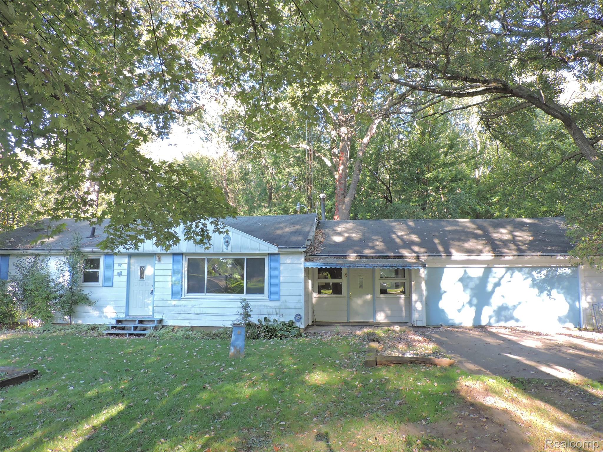 2031 Woodland Pass
