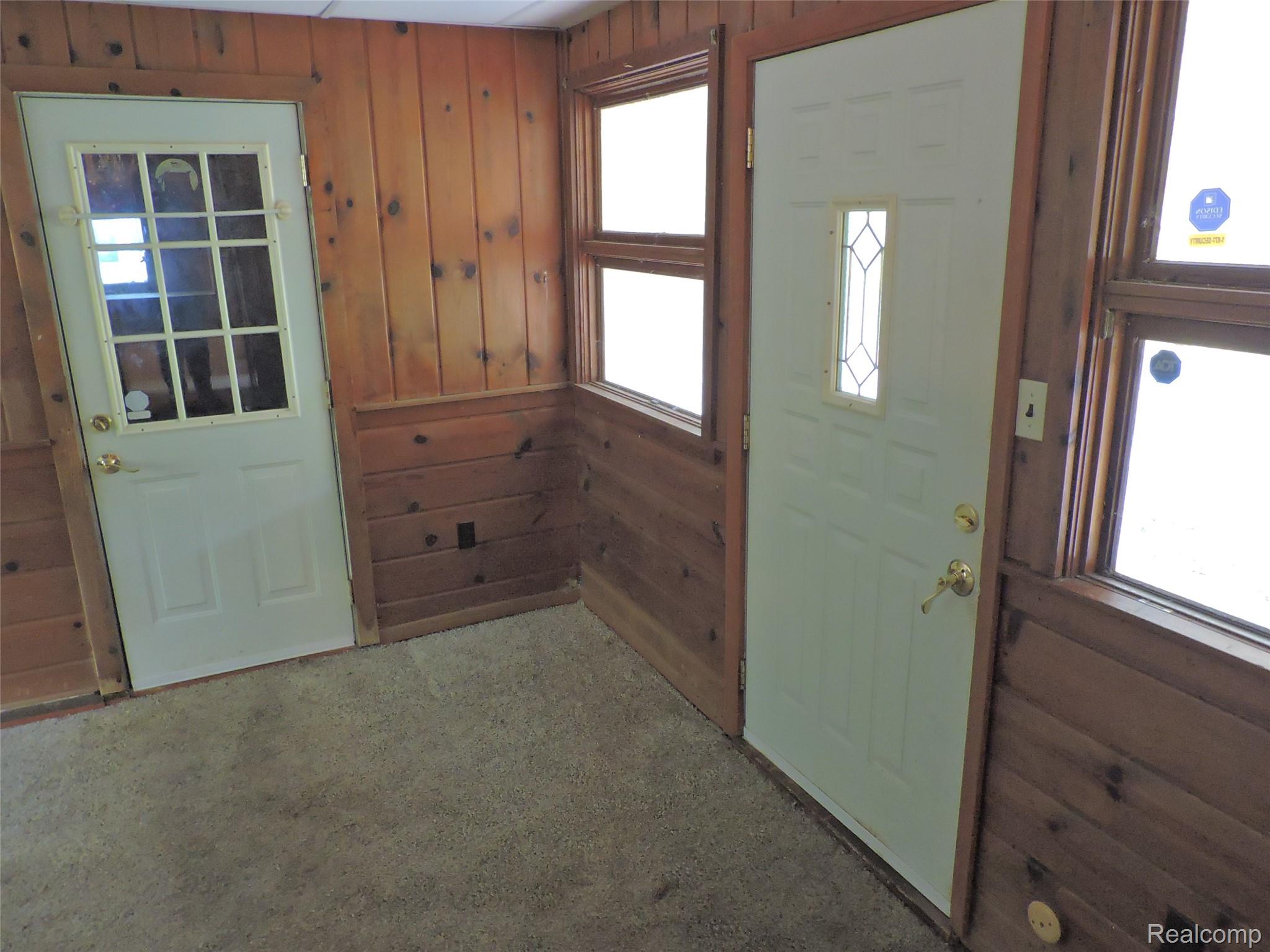 2031 Woodland Pass
