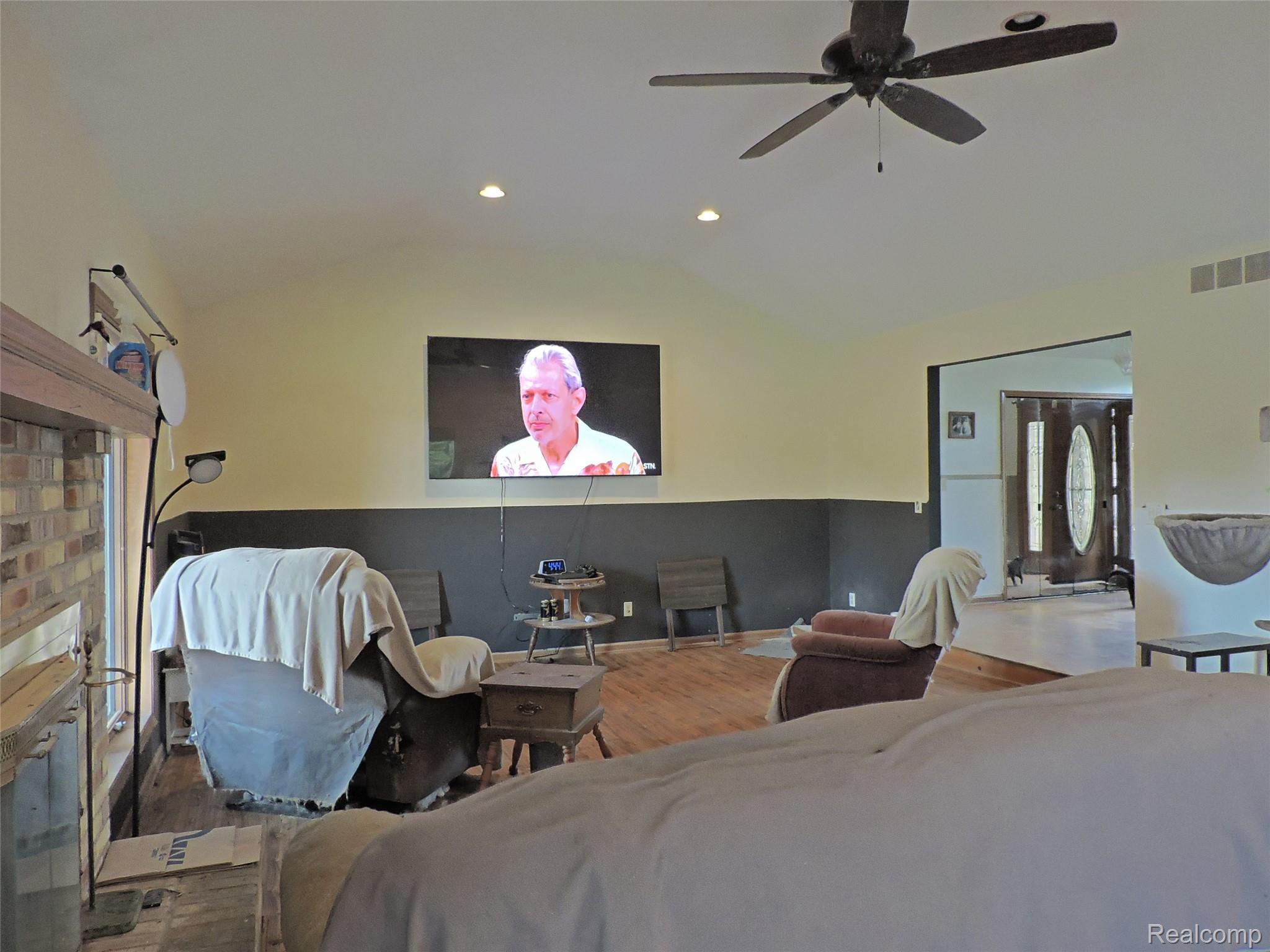7407 Beecher Road