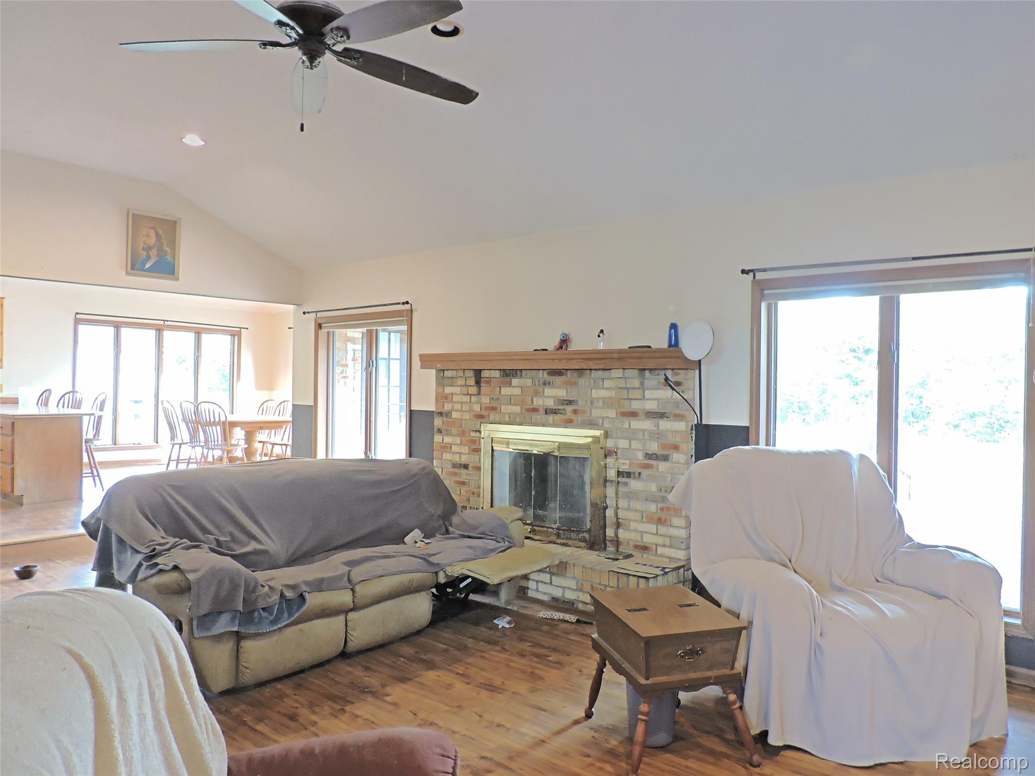 7407 Beecher Road