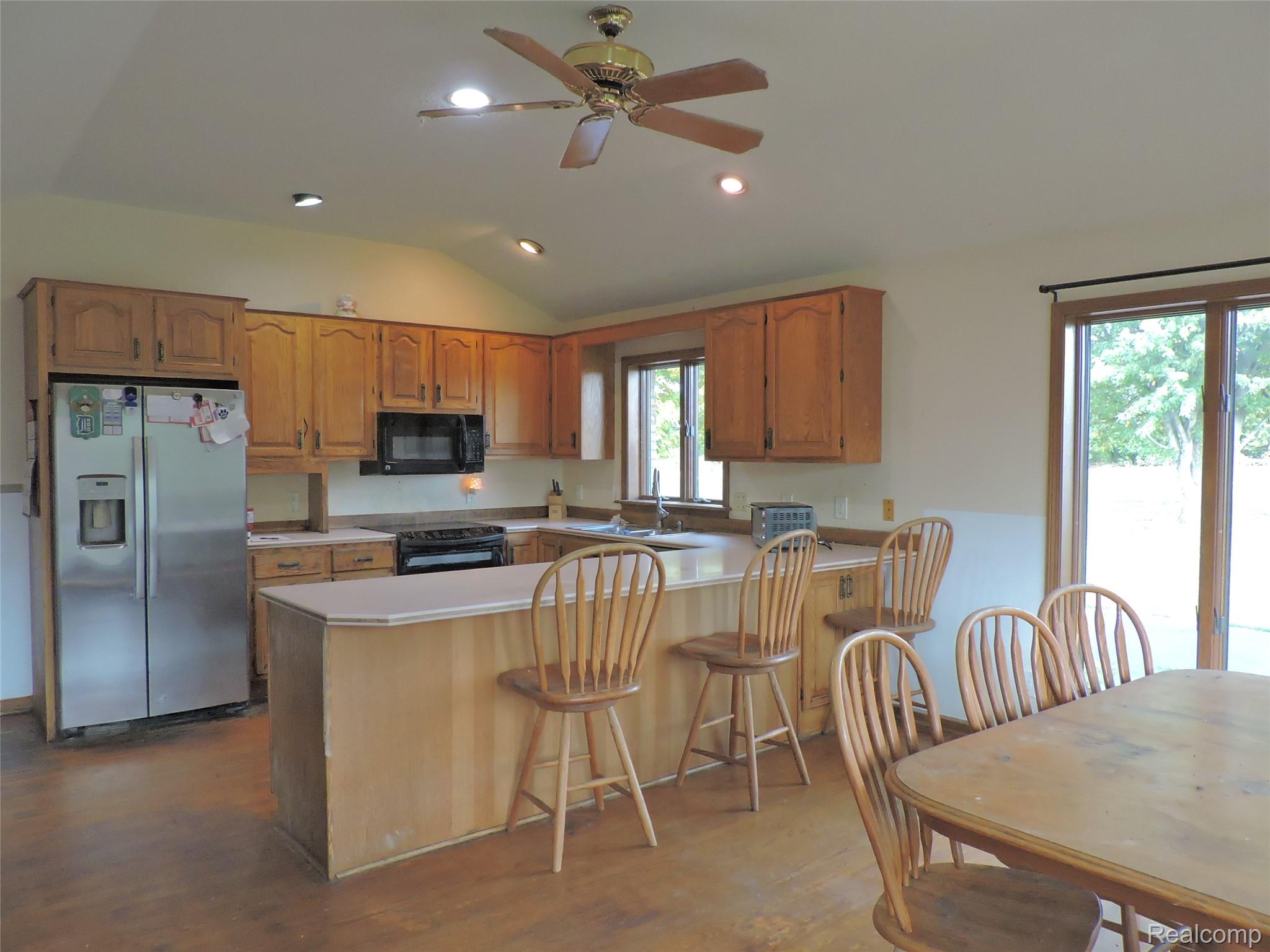 7407 Beecher Road