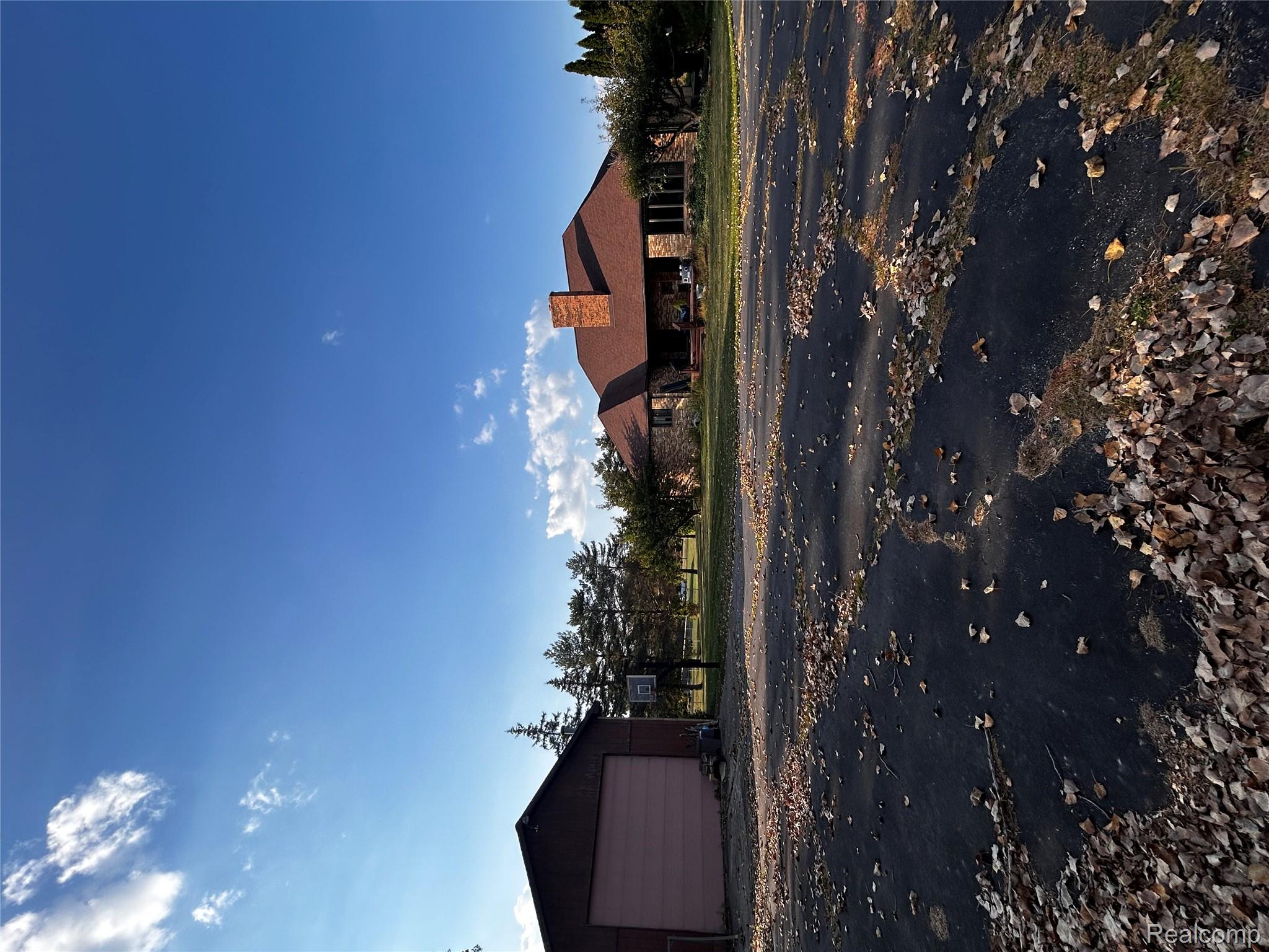 7407 Beecher Road