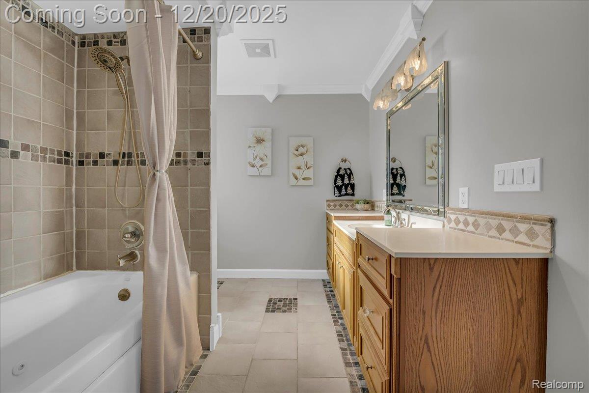 518 Charing Cross Drive