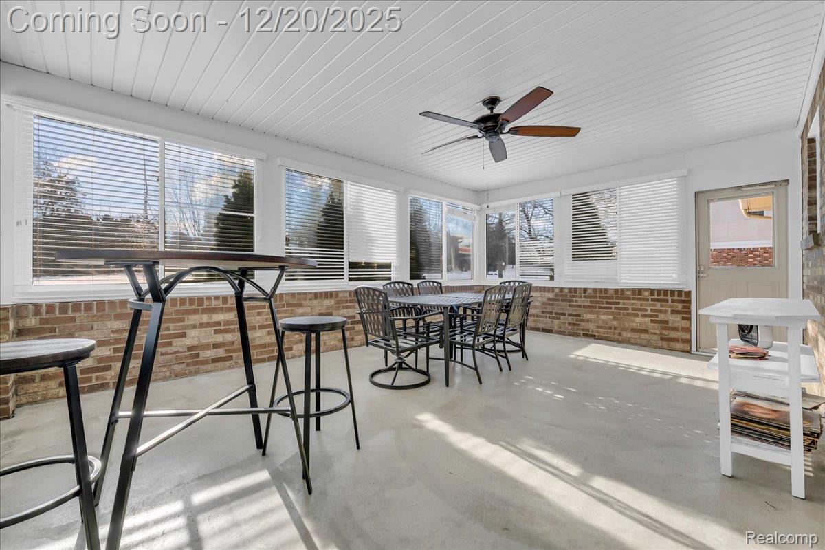 518 Charing Cross Drive