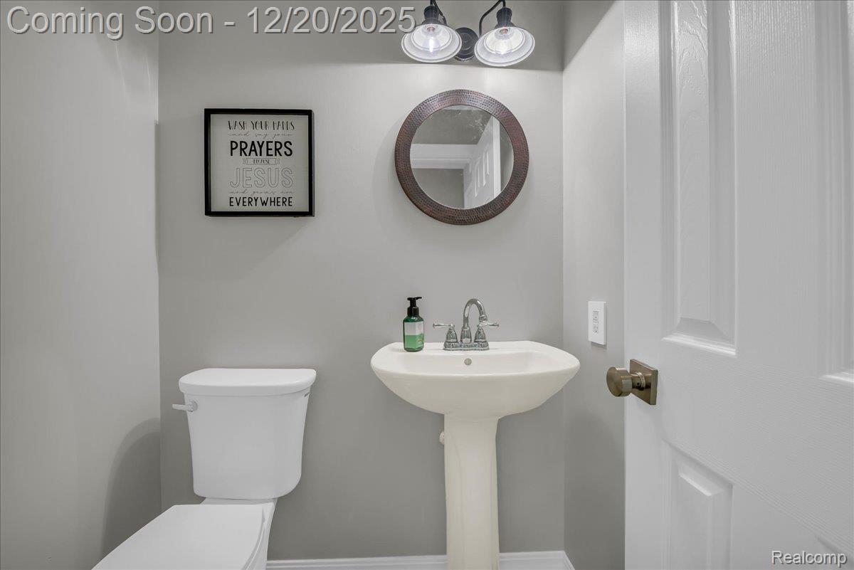 518 Charing Cross Drive